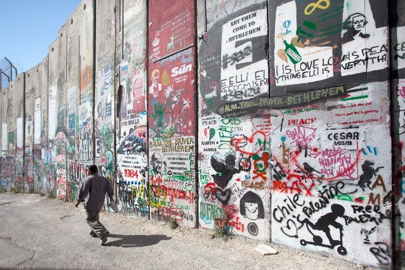El conflicto entre Israel y Palestina: estante virtual y exposición presencial