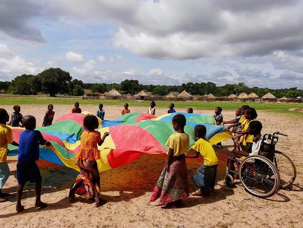 Niños y niñas de Senegal que recibirán ayuda dentro de un proyecto que les quiere ofrecer una educación inclusiva y de calidad