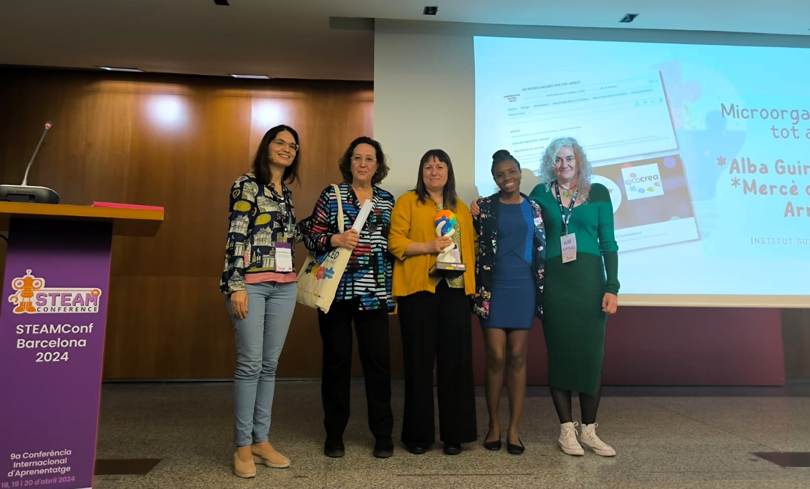 Docents de l'Institut Guindàvols, de Lleida, Premi DICOLED la categoria de 