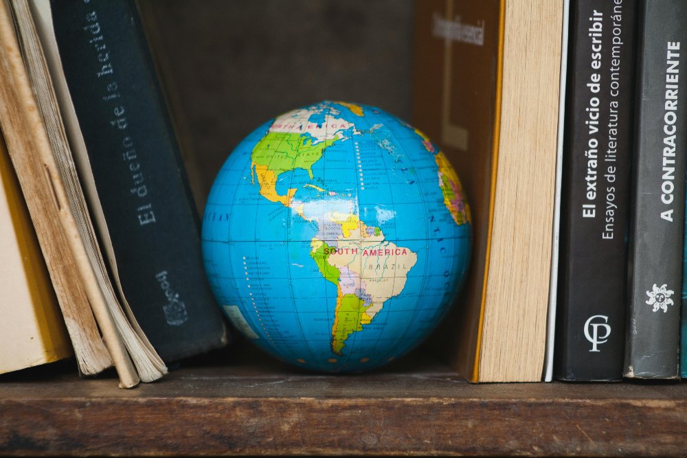 La Biblioteca te invita a dar “La vuelta al mundo en 80 libros”