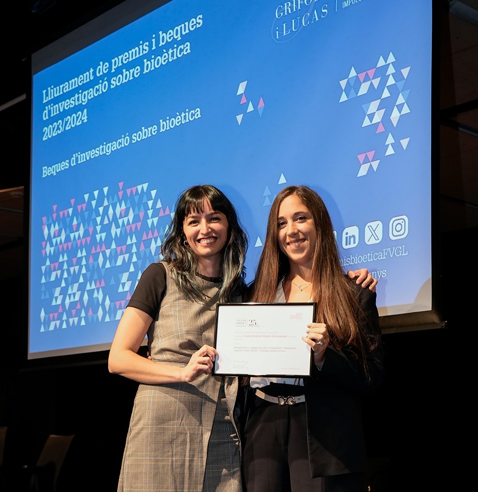 L'equip liderat per Laura Esteve i Giulia Giovannini de la UPF guanya una Beca d'investigació sobre Bioètica 