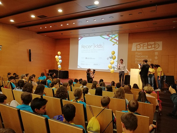 El investigador Marc Güell en la clausura del congreso Recerkids