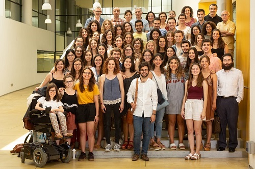 Foto de familia de la promoción 14-18 de Biología Humana