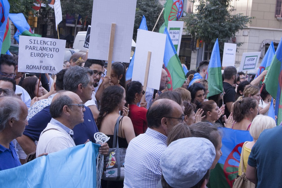 A demonstration against the discrimination of the Roma community. PHOTO: FAGIC Imatge inicial - A demonstration against the discrimination of the Roma community. PHOTO: FAGIC