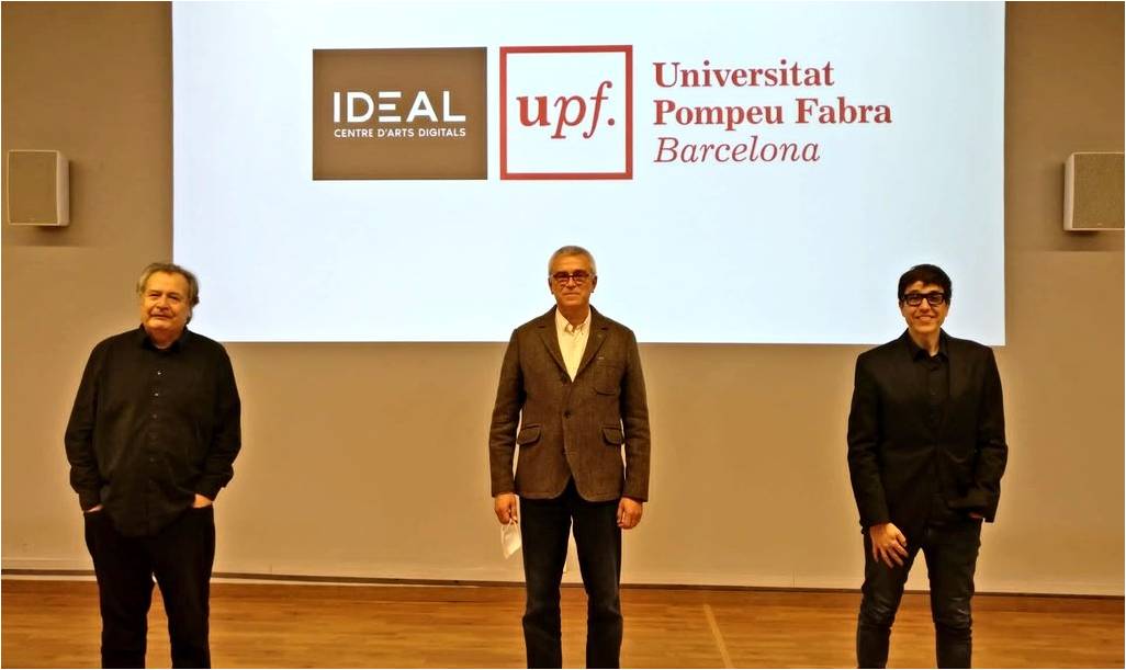 D'esquerra a dreta: Jordi Balló, degà de la Facultat de Comunicació de la UPF; Jaume Casals, rector de la UPF i, Jordi Sellas, director d'IDEAL Centre d'Arts Digitals. Imatge inicial - D'esquerra a dreta: Jordi Balló, degà de la Facultat de Comunicació de la UPF; Jaume Casals, rector de la UPF i, Jordi Sellas, director d'IDEAL Centre d'Arts Digitals.