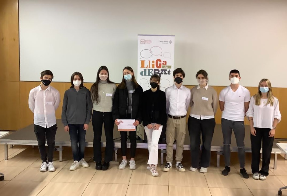 Imatge inicial - Foto de grupo de los dos equipos finalistas de la fase local de la UPF