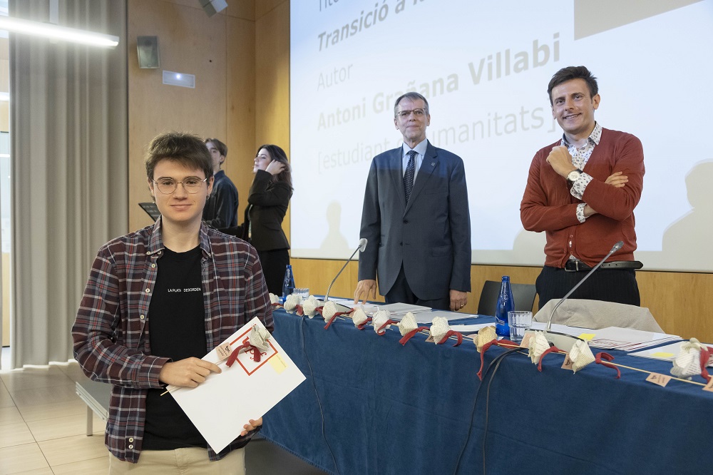 Antoni Grañana Villalbi, estudiant del grau en Humanitats, guanyador de dos premis