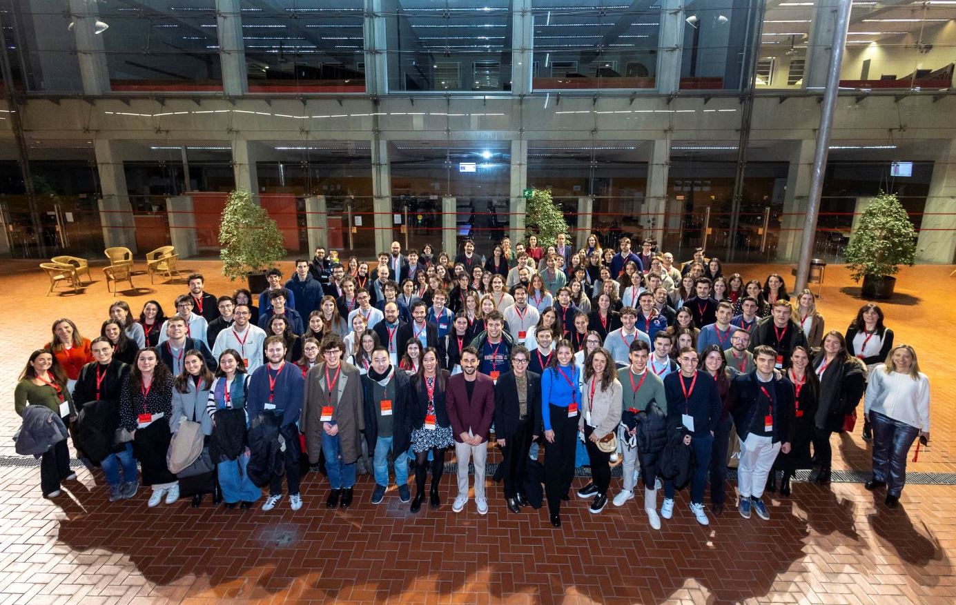 Participants of the Christmas Meetup held on 20 December. Imatge inicial - Participants of the Christmas Meetup held on 20 December.