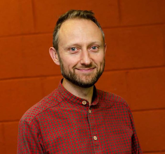 Imatge inicial - Joss Moorkens, an expert from Dublin City University, was the guest speaker at a seminar on the subject held at UPF (Source: CTTS website).