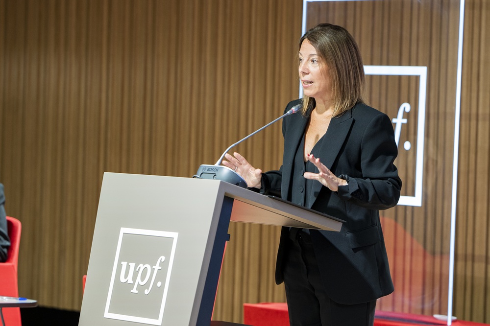Cristina Vallejo Ros durant la lliçó inaugural Imatge inicial - Cristina Vallejo Ros durant la lliçó inaugural
