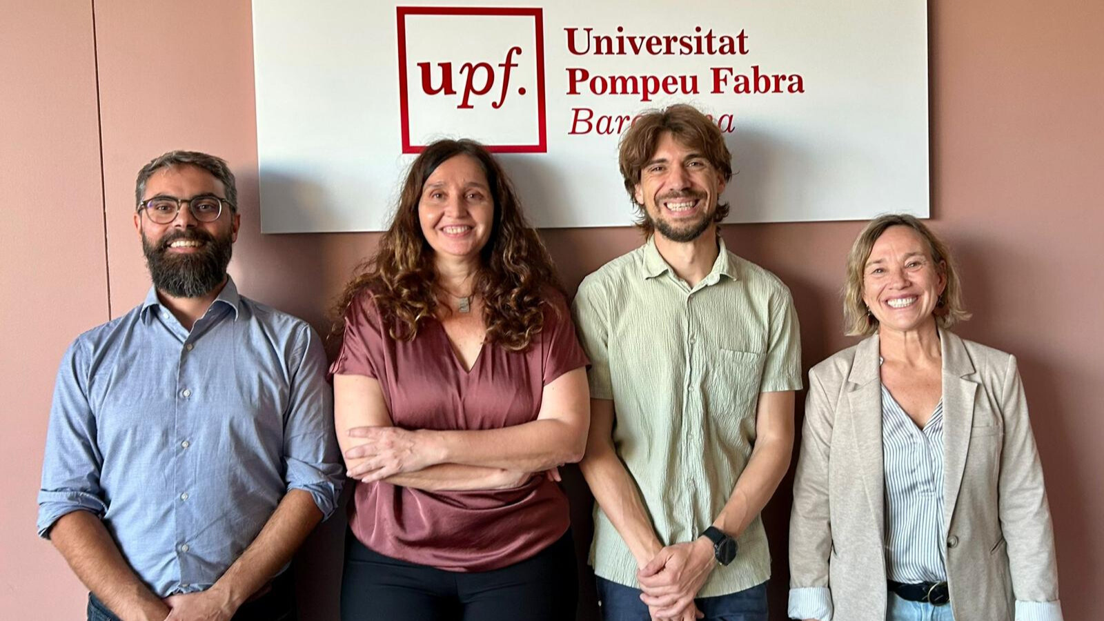 Miembros de la UPF y S-biomedic en el acto de firma de la cátedra. Crédito: UPF Imatge inicial - Miembros de la UPF y S-biomedic en el acto de firma de la cátedra. Crédito: UPF