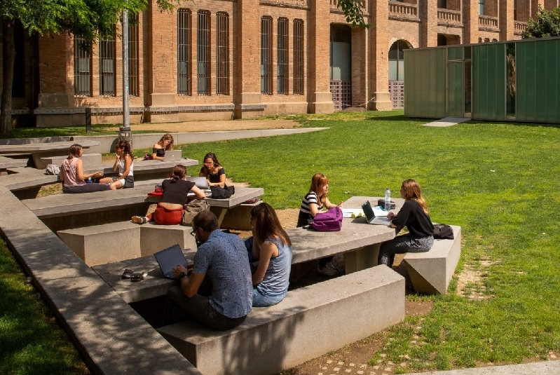 El Jardí de les Aigües, al campus de la Ciutadella Imatge inicial - El Jardí de les Aigües, al campus de la Ciutadella