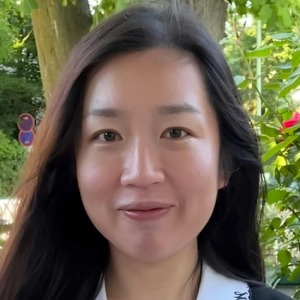Jingjing Yu 