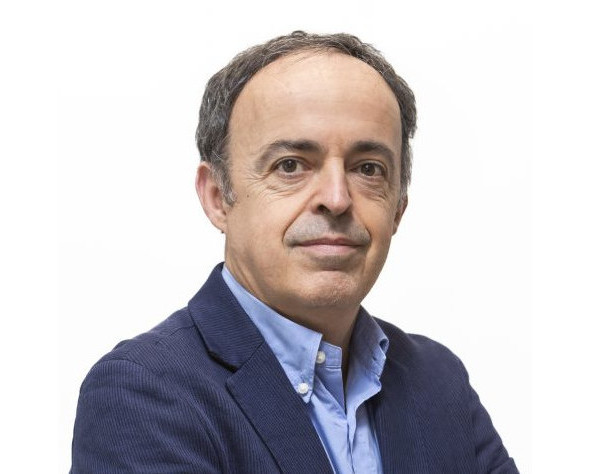 Professor Juan José Ganuza Professor Juan José Ganuza