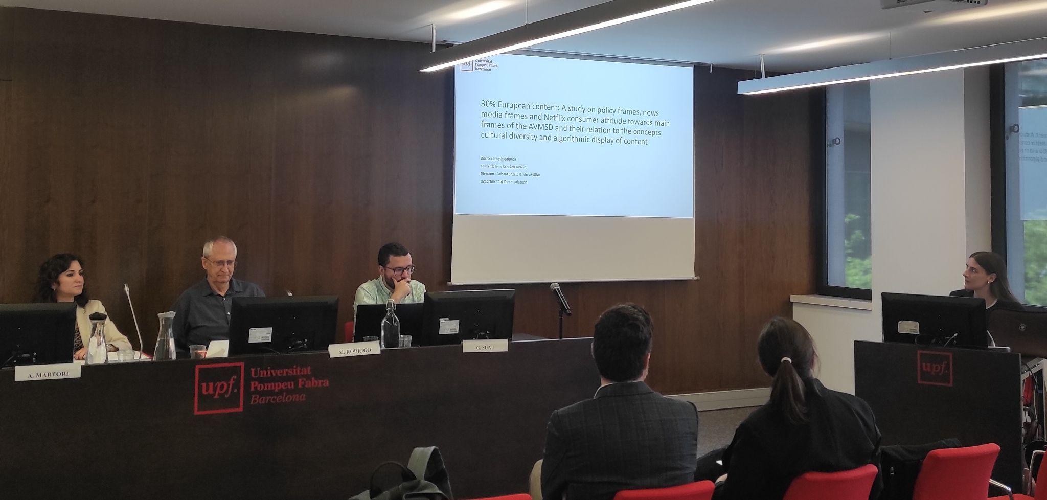 Researcher Lynn Caroline Bröker begins the defence of her doctoral thesis at the Edifici Tànger building at Pompeu Fabra University on 7 May. Imatge inicial - Researcher Lynn Caroline Bröker begins the defence of her doctoral thesis at the Edifici Tànger building at Pompeu Fabra University on 7 May.