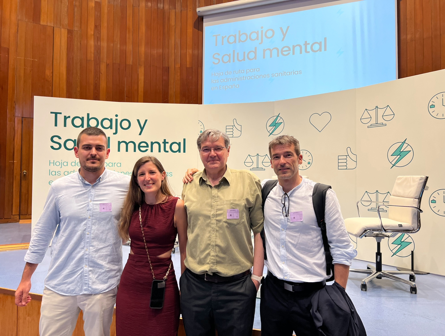 Ferran Muntané Isart, Belén González, Joan Benach & Pablo Ruisoto Imatge inicial - Ferran Muntané Isart, Belén González, Joan Benach & Pablo Ruisoto