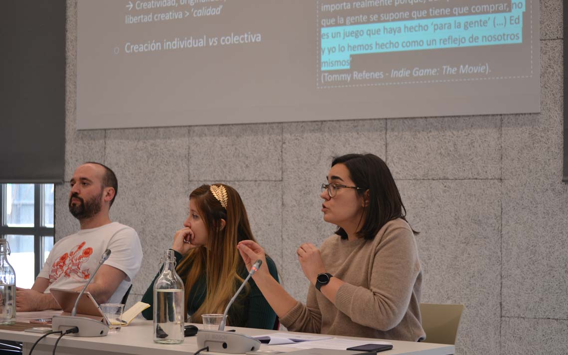 Taula rodona “Indie Games i joc crític