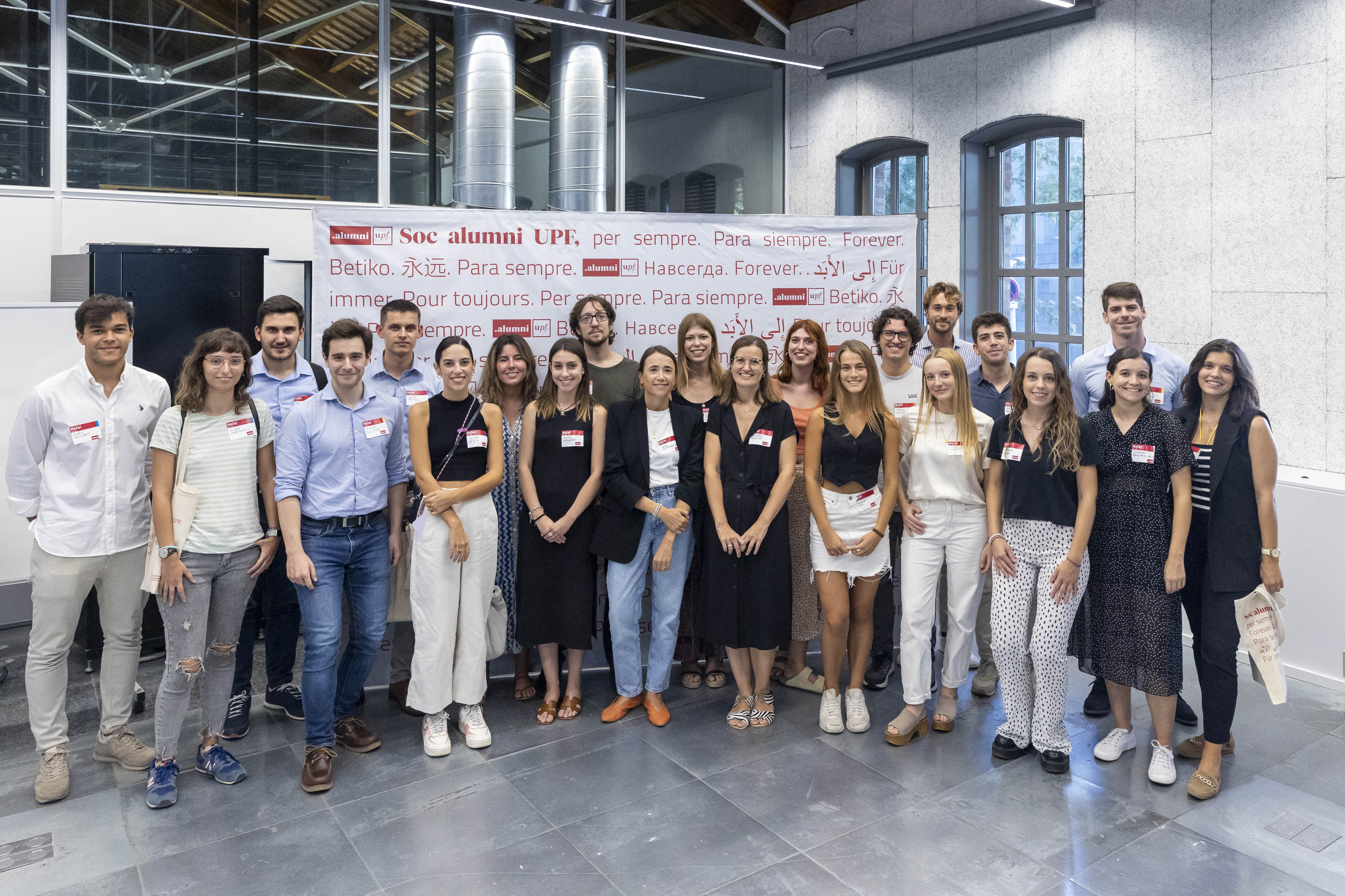 Participants de l'edició 2023-2024 de Mentoring Alumni UPF durant l'acte de kick-off Imatge inicial - Participants de l'edició 2023-2024 de Mentoring Alumni UPF durant l'acte de kick-off