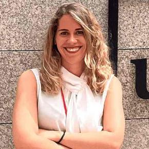 LAURA HERRERIAS CASTRO