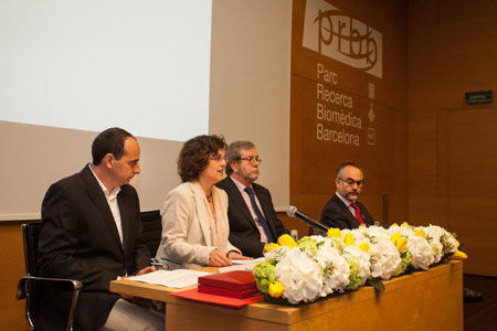 From left to right: Francesc Posas, Mireia Trenchs, Pelegrí Viader i Arcadi Navarro